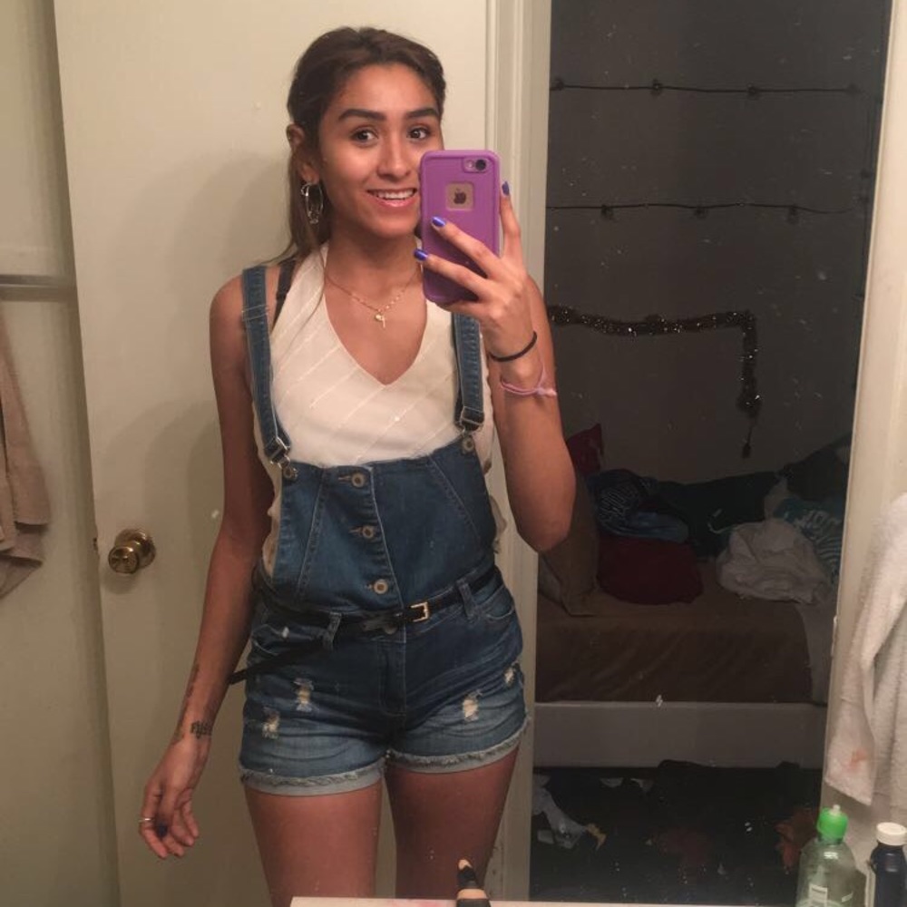 Meet your Posher, Rose